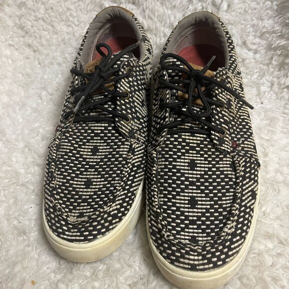 Twisted Black and Cream Geometric Patterned men’s Sneakers SZ11M - Picture 2 of 10